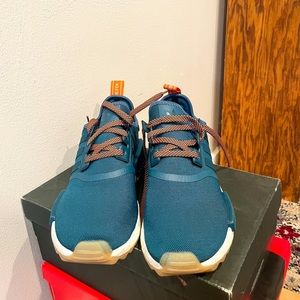 Adidas NMD_R1 Trail Women’s